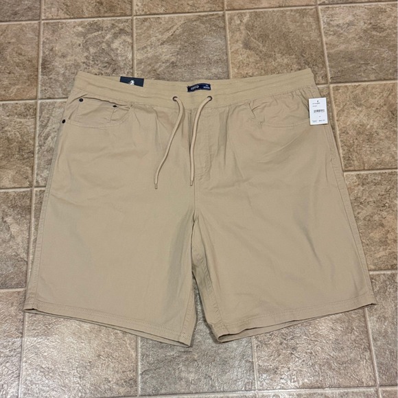 Izod Other - IZOD Mens Khaki Comfort Stretch Modern Fit Flat Front Shorts Size 44 NWT